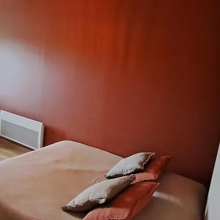 Holiday home Au Coin Du Feu *